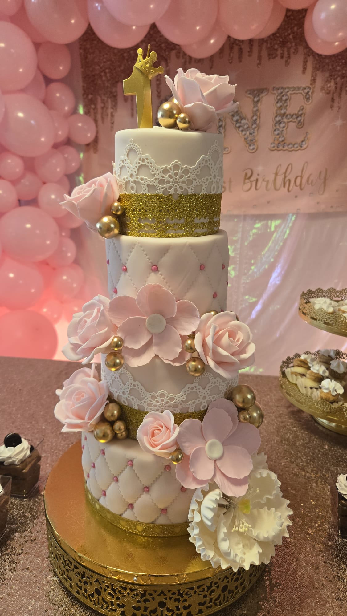 Pastel decorado artesanal